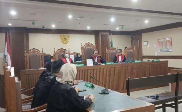 Terdakwa Korupsi Timah Fandy Lingga Sakit, Hakim Tunda Vonis Terdakwa Korupsi Timah Fandy Lingga Sakit, Hakim Tunda Vonis