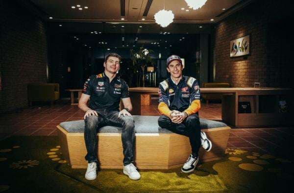 Adu Gaji Pembalap MotoGP Marc Marquez dengan Pembalap F1 Max Verstappen, Bak Bumi dan Langit Adu Gaji Pembalap MotoGP Marc Marquez dengan Pembalap F1 Max Verstappen, Bak Bumi dan Langit