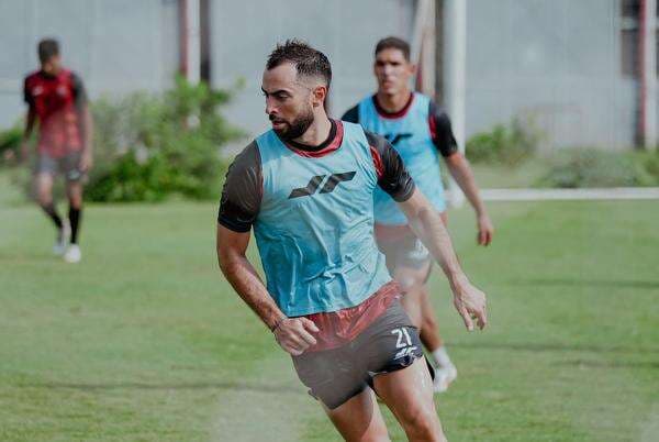 Alasan Jordi Amat Pilih Nomor Punggung 21 di Persija Jakarta Alasan Jordi Amat Pilih Nomor Punggung 21 di Persija Jakarta