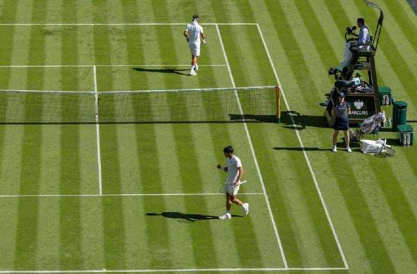 Alasan Petenis Wajib Gunakan Warna Putih di Grand Slam Wimbledon Alasan Petenis Wajib Gunakan Warna Putih di Grand Slam Wimbledon
