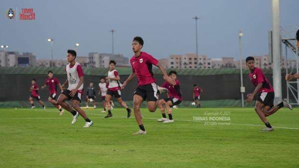 Daftar Line Up Timnas Indonesia U-17 vs Tajikistan U-17 di Piala Kemerdekaan 2025: Mathew Baker Starter! Daftar Line Up Timnas Indonesia U-17 vs Tajikistan U-17 di Piala Kemerdekaan 2025: Mathew Baker Starter!