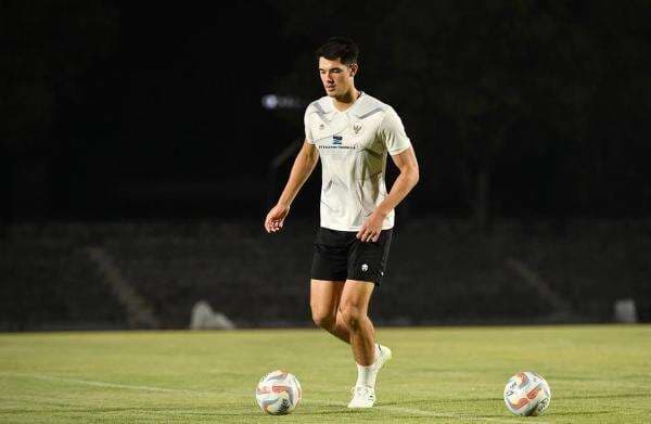 Kisah Elkan Baggott, Pemain yang Menolak Halus Bela Timnas Indonesia Ternyata Suka Makan Martabak Manis Kisah Elkan Baggott, Pemain yang Menolak Halus Bela Timnas Indonesia Ternyata Suka Makan Martabak Manis