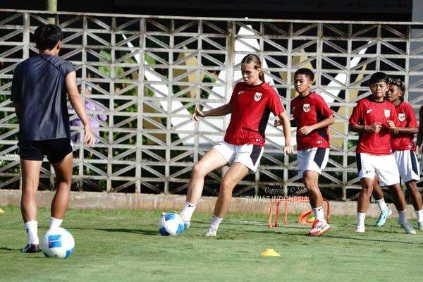 Link Live Streaming Timnas Putri Indonesia vs Pakistan di Kualifikasi Piala Asia Wanita 2026: Menang Telak Garuda Pertiwi? Link Live Streaming Timnas Putri Indonesia vs Pakistan di Kualifikasi Piala Asia Wanita 2026: Menang Telak Garuda Pertiwi?