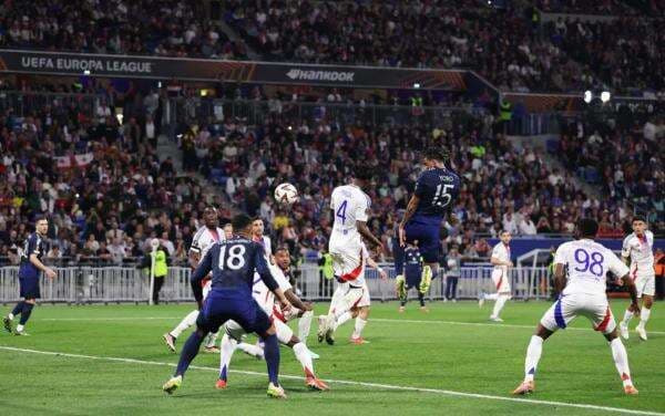 Prediksi Skor Manchester United vs Lyon di Perempatfinal Liga Europa 2024-2025: Iblis Merah Kandas? Prediksi Skor Manchester United vs Lyon di Perempatfinal Liga Europa 2024-2025: Iblis Merah Kandas?