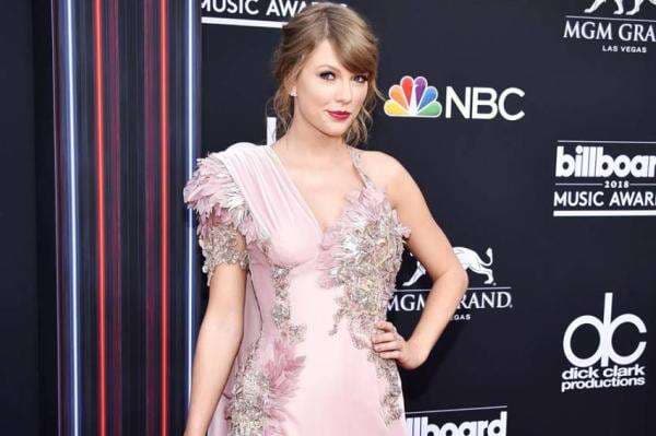 Singapura Gencar Gelar Konser Eksklusif usai Sukses dengan Taylor Swift, Kini Incar Beyonce hingga BTS? Singapura Gencar Gelar Konser Eksklusif usai Sukses dengan Taylor Swift, Kini Incar Beyonce hingga BTS?