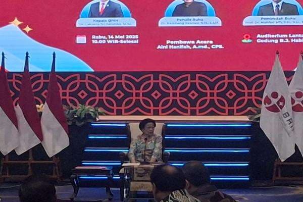 Dari Amerika ke Indonesia, Metta Karuna Bikin Konten Reaksi yang Bikin Ngakak! Dari Amerika ke Indonesia, Metta Karuna Bikin Konten Reaksi yang Bikin Ngakak!