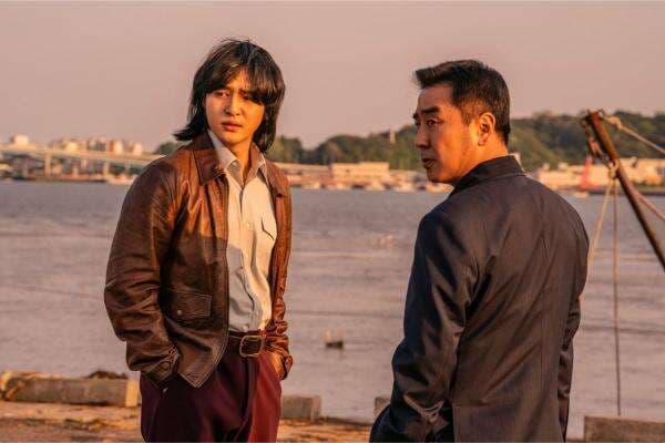 Sinopsis Drama Korea Low Life, Kisah Perburuan Harta Karun Berlatar Tahun 70-an Sinopsis Drama Korea Low Life, Kisah Perburuan Harta Karun Berlatar Tahun 70-an