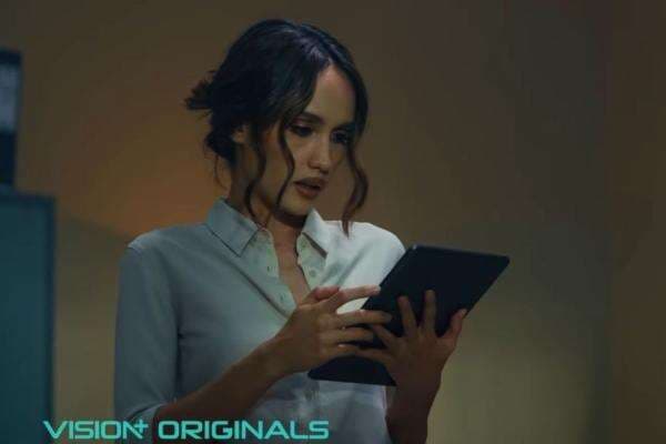Sinopsis Original Series Vision+ di RCTI Dendam Eps 4: Pertarungan Renata Melawan Wanita Berjubah Ungu Sinopsis Original Series Vision+ di RCTI Dendam Eps 4: Pertarungan Renata Melawan Wanita Berjubah Ungu