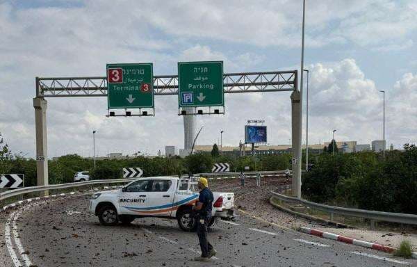 Sistem Pertahanan Israel Lagi-lagi Ditembus Rudal Houthi, Bandara Tersibuk di Israel Jadi Sasaran Sistem Pertahanan Israel Lagi-lagi Ditembus Rudal Houthi, Bandara Tersibuk di Israel Jadi Sasaran