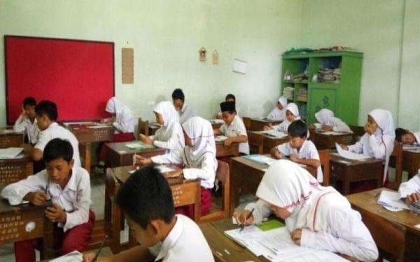 CKG Sekolah Mulai Hari Ini, Target 53 Juta Siswa Diperiksa CKG Sekolah Mulai Hari Ini, Target 53 Juta Siswa Diperiksa