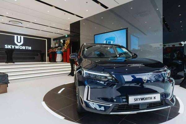 Skyworth K Disulap Jadi SUV Listrik Polytron! Apa Saja Sih Fitur dan Keunggulannya? Skyworth K Disulap Jadi SUV Listrik Polytron! Apa Saja Sih Fitur dan Keunggulannya?