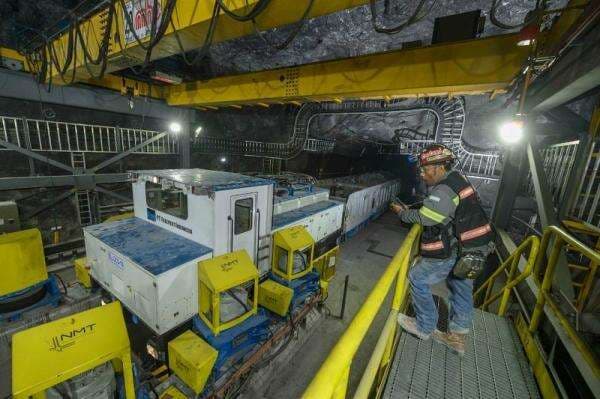 Smelter Freeport di Gresik Bisa Hasilkan 60 Ton Emas per Tahun Smelter Freeport di Gresik Bisa Hasilkan 60 Ton Emas per Tahun