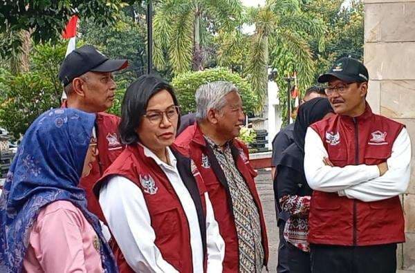 Sri Mulyani Anggarkan Rp7 Triliun untuk Operasional Sekolah Rakyat Sri Mulyani Anggarkan Rp7 Triliun untuk Operasional Sekolah Rakyat