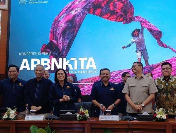 Sri Mulyani Lapor APBN Tekor Rp104,2 Triliun di Akhir Maret 2025 Sri Mulyani Lapor APBN Tekor Rp104,2 Triliun di Akhir Maret 2025