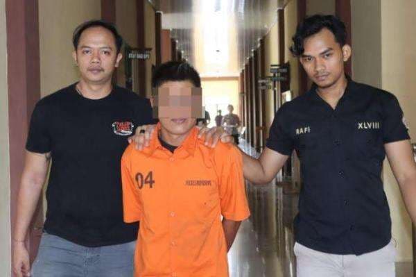 Suami di Lampung Tega Aniaya Istri gegara Minta Uang Angsuran Bank Suami di Lampung Tega Aniaya Istri gegara Minta Uang Angsuran Bank