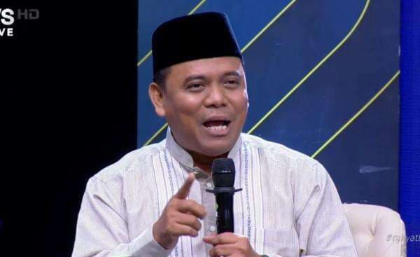 Gus Nur: Siapa yang Bisa Tunjukan Ijazah Asli Jokowi, Saya Cium Kakinya! Gus Nur: Siapa yang Bisa Tunjukan Ijazah Asli Jokowi, Saya Cium Kakinya!