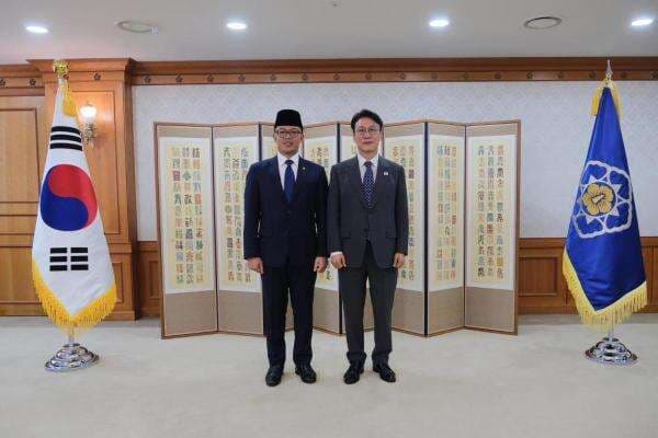 Menlu Sugiono Kunjungi Seoul, Temui PM Korsel Menlu Sugiono Kunjungi Seoul, Temui PM Korsel