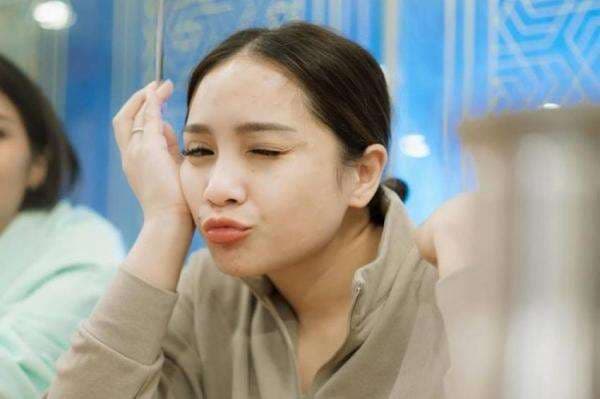 Sultan! Nagita Slavina Pakai Gantungan Tas Rp7 Juta, Netizen: Seharga Cicilan KPR 2 Bulan Sultan! Nagita Slavina Pakai Gantungan Tas Rp7 Juta, Netizen: Seharga Cicilan KPR 2 Bulan