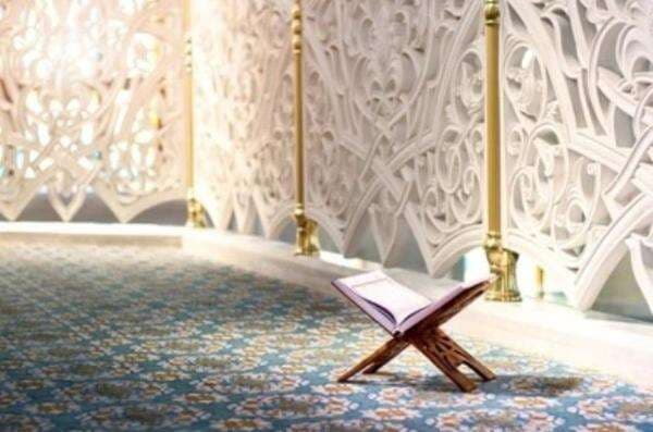 Surat Al Kahfi: Teks Arab, Latin, dan Terjemahan Lengkap untuk Dibaca Setiap Malam Jumat Surat Al Kahfi: Teks Arab, Latin, dan Terjemahan Lengkap untuk Dibaca Setiap Malam Jumat