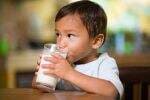 Susu UHT vs Formula, Mana yang Lebih Baik untuk si Kecil yang Sudah Disapih?