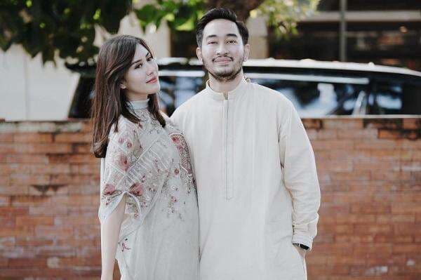 Syahnaz Sadiqah Ungkap Perubahan setelah Jadi Istri Pejabat Syahnaz Sadiqah Ungkap Perubahan setelah Jadi Istri Pejabat