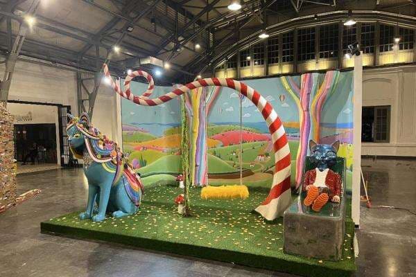 Syakieb Sungkar: Manusia Urban dan Intimasi Instalasi Kucing Syakieb Sungkar: Manusia Urban dan Intimasi Instalasi Kucing