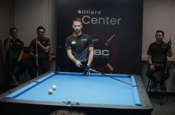 Tak Instan, Albin Sebut Butuh Dedikasi Tinggi Jadi Juara Dunia Biliar Tak Instan, Albin Sebut Butuh Dedikasi Tinggi Jadi Juara Dunia Biliar