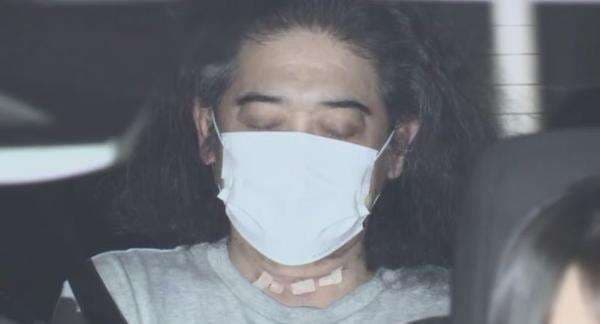 Ngeri! Tak Sanggup Bayar Biaya Pemakaman, Pria Ini Sembunyikan Jenazah Ayahnya selama 2 Tahun di Lemari Ngeri! Tak Sanggup Bayar Biaya Pemakaman, Pria Ini Sembunyikan Jenazah Ayahnya selama 2 Tahun di Lemari