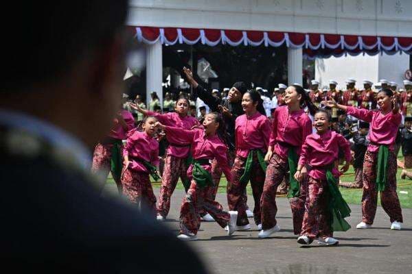 Tari Tradisional hingga Bergoyang Bersama Prabowo, Seni Budaya Nusantara Tampil Spektakuler di Istana Tari Tradisional hingga Bergoyang Bersama Prabowo, Seni Budaya Nusantara Tampil Spektakuler di Istana
