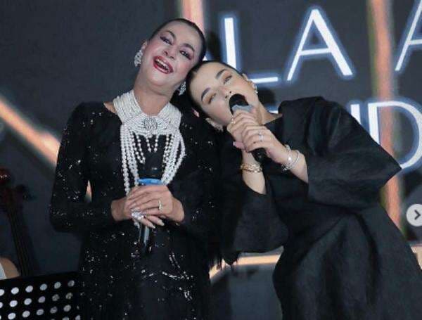 Tasya Farasya Beri Kado Emas Batangan 2 Kilogram untuk Ibunda, Harganya Bisa Beli Tas Hermes! Tasya Farasya Beri Kado Emas Batangan 2 Kilogram untuk Ibunda, Harganya Bisa Beli Tas Hermes!