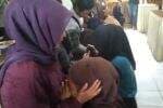 Tawurannya Viral di Medsos, Enam Siswi SMP di Karawang Dikeluarkan dari Sekolah Tawurannya Viral di Medsos, Enam Siswi SMP di Karawang Dikeluarkan dari Sekolah