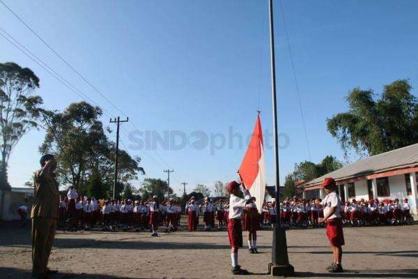 Teks Pidato Mendikdasmen pada Hari Pendidikan Nasional 2025 dan Naskah Doa Teks Pidato Mendikdasmen pada Hari Pendidikan Nasional 2025 dan Naskah Doa