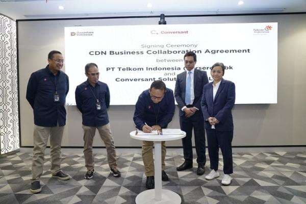 Kolaborasi, Telkom dan Conversant Hadirkan Solusi Distribusi Konten Digital Cepat dan Aman Kolaborasi, Telkom dan Conversant Hadirkan Solusi Distribusi Konten Digital Cepat dan Aman