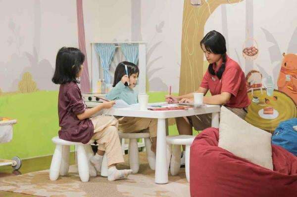 10 Tempat Staycation di Bandung dengan View Bagus untuk Libur Lebaran 2025 yang Cocok untuk Keluarga 10 Tempat Staycation di Bandung dengan View Bagus untuk Libur Lebaran 2025 yang Cocok untuk Keluarga