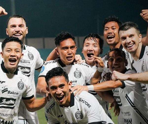 Tenangkan Fans Persija Jakarta, Carlos Pena Janji Macan Kemayoran Bakal Lebih Baik di Paruh Kedua Liga 1 2024-2025 Tenangkan Fans Persija Jakarta, Carlos Pena Janji Macan Kemayoran Bakal Lebih Baik di Paruh Kedua Liga 1 2024-2025