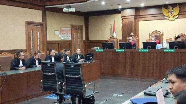 Harun Masiku Masih Buron, Hasto: Tidak Bisa Dibebankan sebagai Kesalahan Terdakwa Harun Masiku Masih Buron, Hasto: Tidak Bisa Dibebankan sebagai Kesalahan Terdakwa