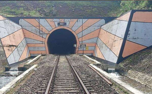 Terowongan Karangkates di Malang, Pertama Dibangun Setelah Indonesia Merdeka Terowongan Karangkates di Malang, Pertama Dibangun Setelah Indonesia Merdeka