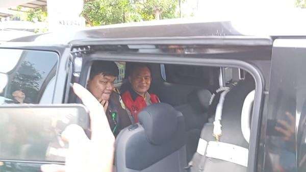 Mantan Pejabat BUMD Bangkalan Ditetapkan Tersangka Korupsi Rp1,3 Miliar Mantan Pejabat BUMD Bangkalan Ditetapkan Tersangka Korupsi Rp1,3 Miliar