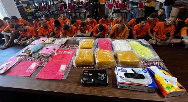 Polisi Sita Narkoba Senilai Rp6,8 Miliar, Modus Jual-Beli Pakai Aplikasi Online Polisi Sita Narkoba Senilai Rp6,8 Miliar, Modus Jual-Beli Pakai Aplikasi Online