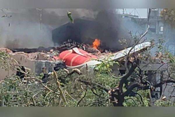 Terungkap! Pesawat Air India Kirim Sinyal Mayday sebelum Jatuh Terungkap! Pesawat Air India Kirim Sinyal Mayday sebelum Jatuh