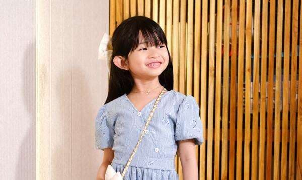 Thea, Selebgram Cilik yang Punya Puluhan Ribu <i>Follower</i> di Instagram Thea, Selebgram Cilik yang Punya Puluhan Ribu <i>Follower</i> di Instagram