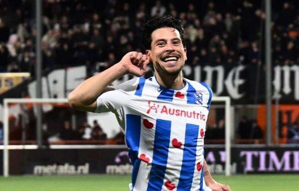 Pisah dengan Almere City, Thom Haye Disarankan Mudik ke SC Heerenveen Pisah dengan Almere City, Thom Haye Disarankan Mudik ke SC Heerenveen