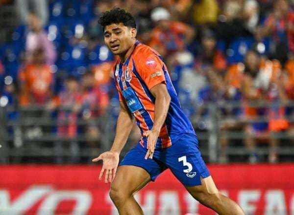 Tidak ke Persib Bandung, Asnawi Mangkualam Perpanjang Kontrak di Port FC hingga 4 Tahun ke Depan! Tidak ke Persib Bandung, Asnawi Mangkualam Perpanjang Kontrak di Port FC hingga 4 Tahun ke Depan!