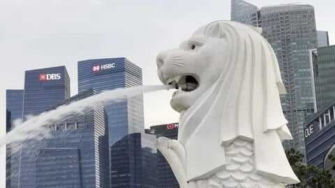 Tiga Bank Raksasa Singapura Terpukul Tarif AS, Laba Anjlok di Paruh Pertama Tahun Ini Tiga Bank Raksasa Singapura Terpukul Tarif AS, Laba Anjlok di Paruh Pertama Tahun Ini