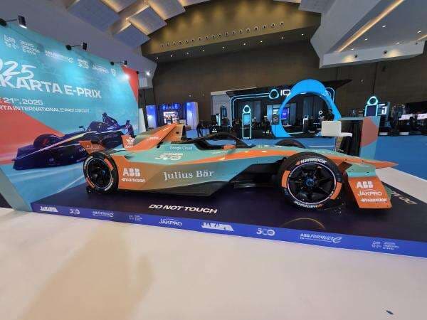 Tiket Formula E 2025 Mulai Dijual, Mulai Rp300 ribu hingga Rp10 Juta! Tiket Formula E 2025 Mulai Dijual, Mulai Rp300 ribu hingga Rp10 Juta!