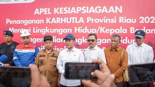 Tim Pemadam Dikerahkan Atasi Karhutla di Riau Tim Pemadam Dikerahkan Atasi Karhutla di Riau