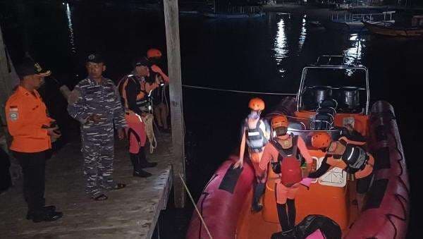 4 Penumpang Kapal Feri Tunu Pratama Jaya Ditemukan Selamat Naik Sekoci 4 Penumpang Kapal Feri Tunu Pratama Jaya Ditemukan Selamat Naik Sekoci