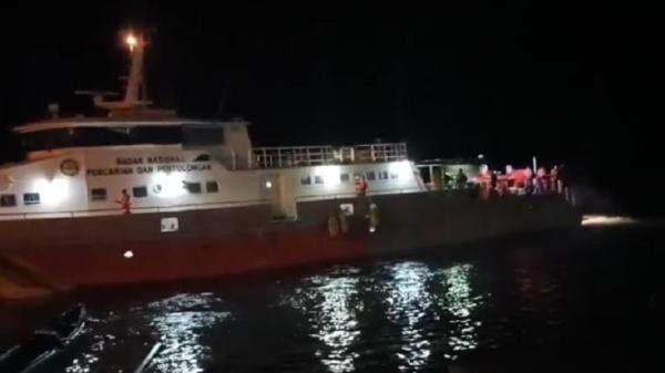 Update Korban Longboat Rombongan DPRD Mentawai Terbalik, 11 Orang Hilang 7 Selamat Update Korban Longboat Rombongan DPRD Mentawai Terbalik, 11 Orang Hilang 7 Selamat