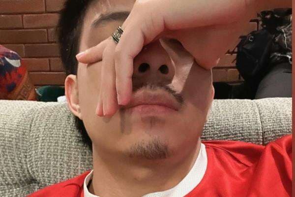 Timnas Indonesia Kalah Telak Lawan Australia, Atta Halilintar Tutup Muka Timnas Indonesia Kalah Telak Lawan Australia, Atta Halilintar Tutup Muka