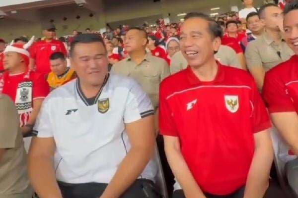 Timnas Indonesia Kalahkan Bahrain di GBK, Jokowi: Selamat, Semoga Masuk Piala Dunia 2026 Timnas Indonesia Kalahkan Bahrain di GBK, Jokowi: Selamat, Semoga Masuk Piala Dunia 2026